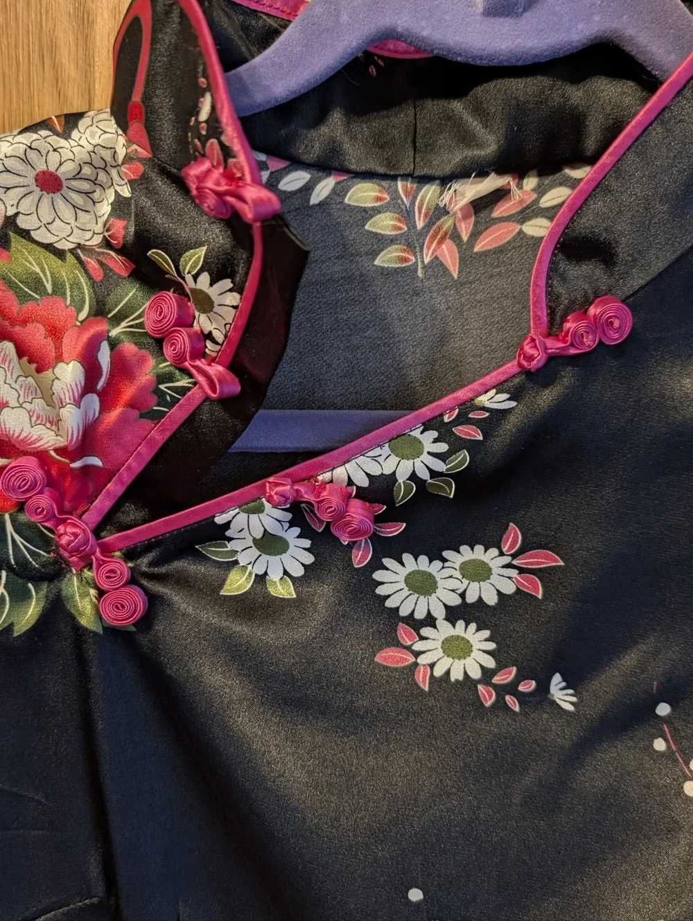 Sleeveless Black Floral Satin Mandarin Tunic with Pink Trim - Picture 2 of 5